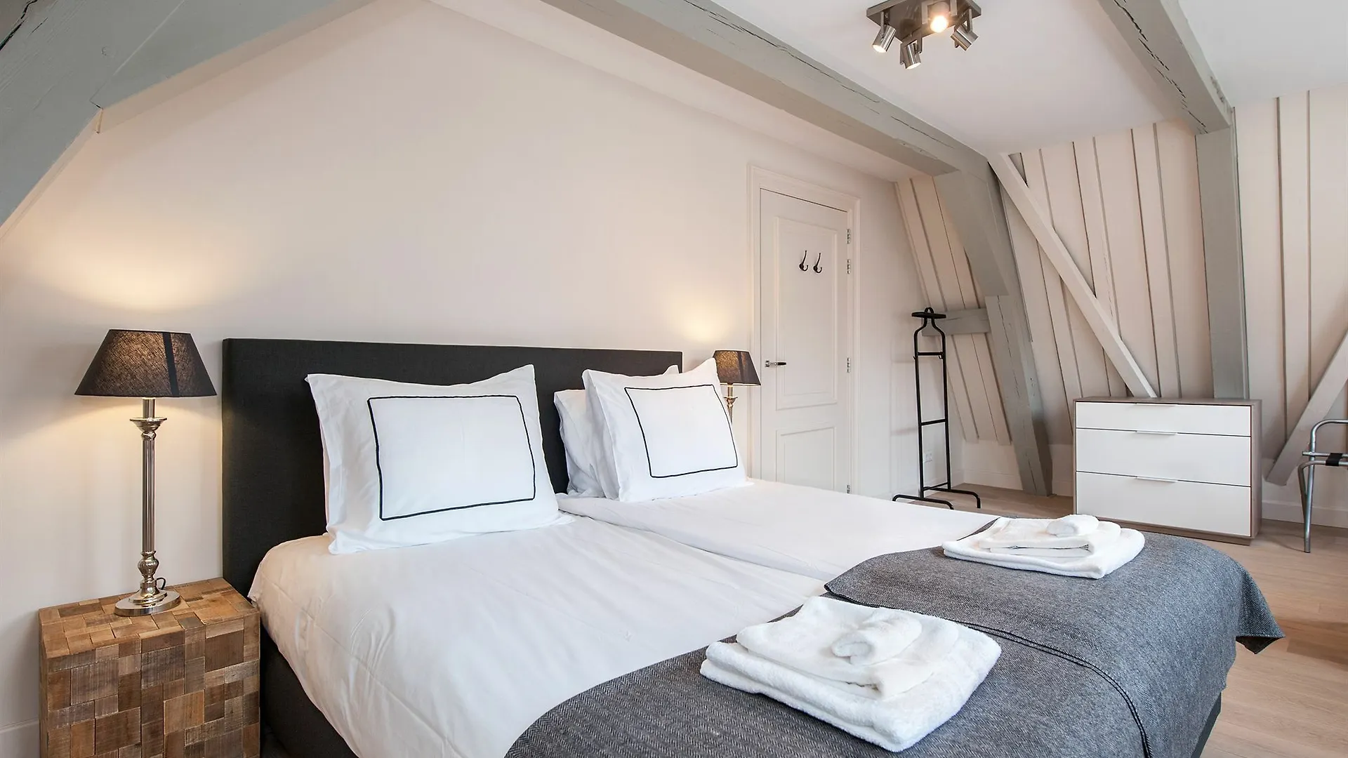 Residences Canal Area أمستردام شقة